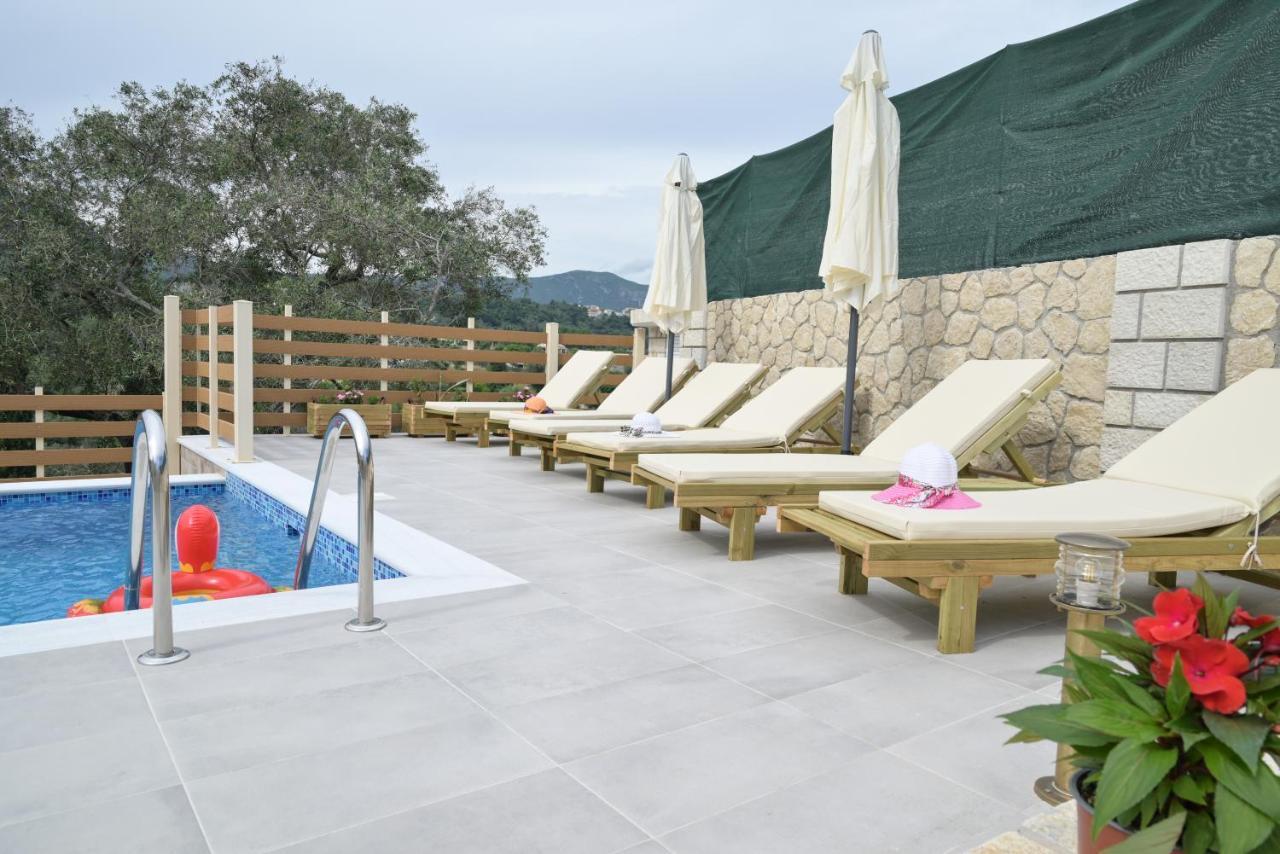 Villa Michalis Liapades Exterior photo
